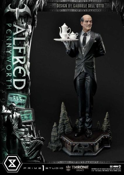 DC Comics: Alfred Pennyworth Throne Legacy Series Statue (57cm) Preorder