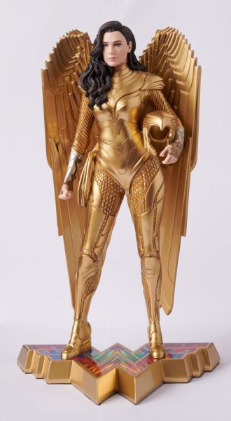 DC Comics: Wonderwoman Statue (26cm) Preorder