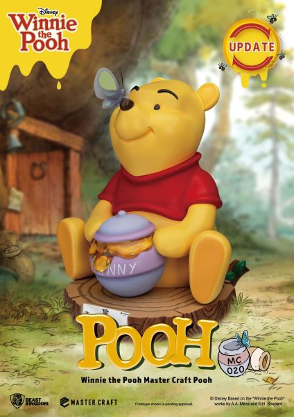 Disney: Winnie the Pooh Master Craft Statue (31cm) Preorder