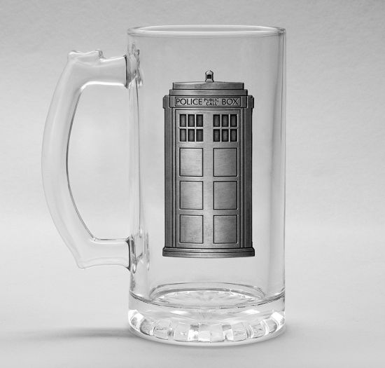 Doctor Who: Tardis Stein Glass Preorder