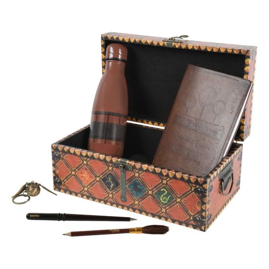 Harry Potter: Quidditch Trunk Premium Gift Set Preorder