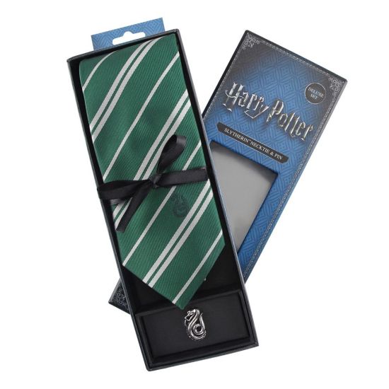 Harry Potter : Précommande de la boîte de luxe avec cravate et épingle en métal Serpentard