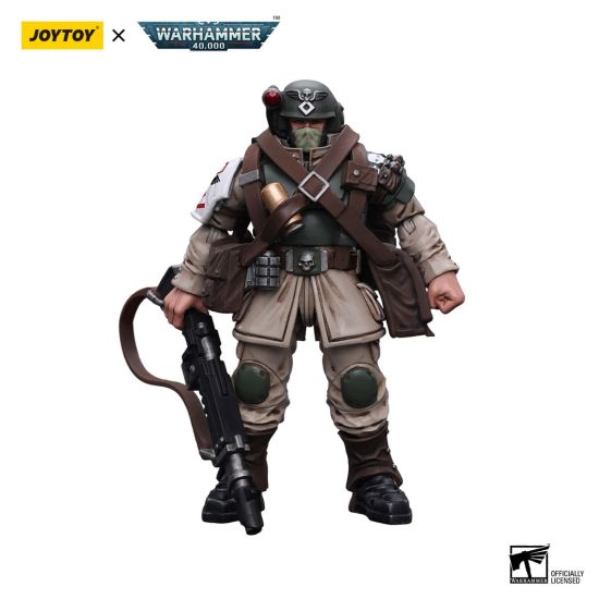 Warhammer 40,000 : Figurine JoyToy - Vétéran de l'escadron de commandement Astra Militarum Cadian avec Medi-pack (échelle 1/18) Précommande