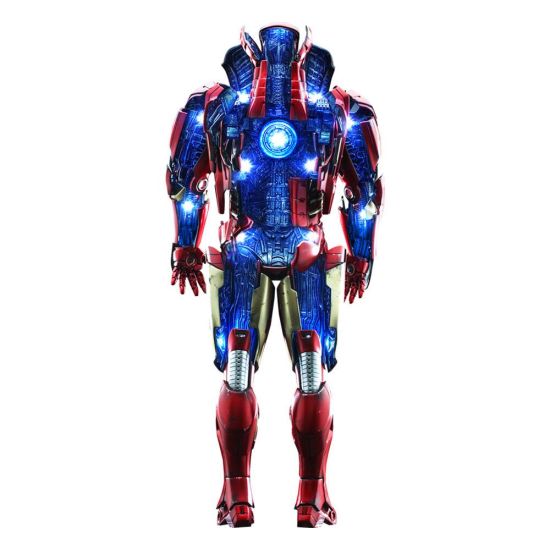 Iron Man 3: Iron Man Mark VII (Versión Open Armor) 1/6 Diorama (32 cm) Reserva