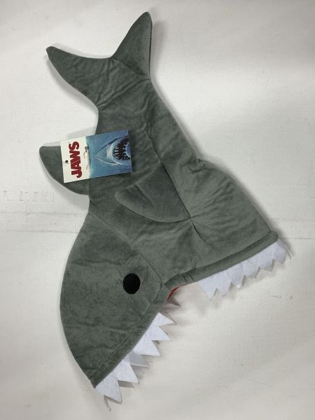 Jaws: Plush Shark Hat