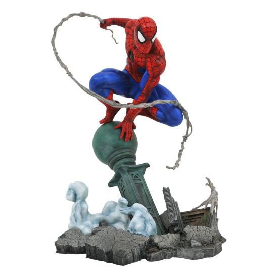 Marvel Comic Gallery: Estatua de PVC de farola de Spider-Man (25 cm) Reserva