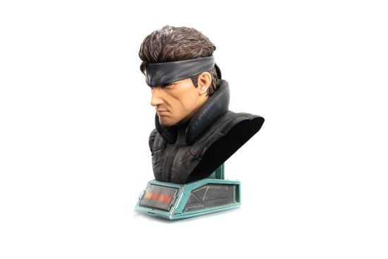 Metal Gear Solid: Estatua de First4Figures con busto a gran escala de serpiente sólida