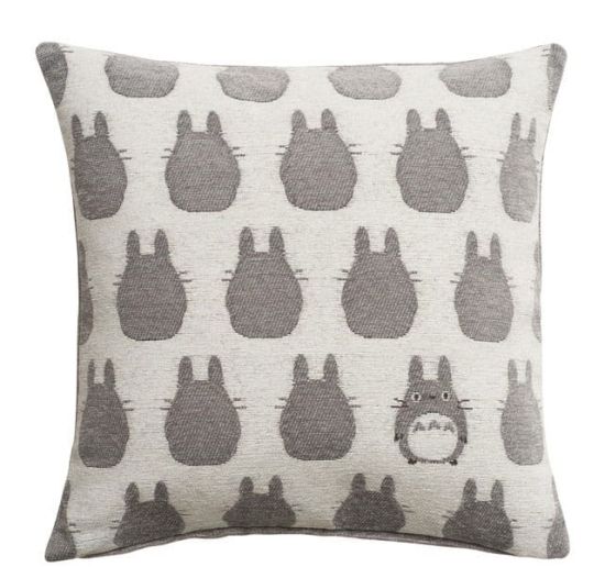 My Neighbor Totoro: Totoro Silhouette Pillow (45cm x 45cm)