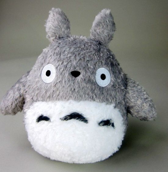 Studio Ghibli: Figura de peluche de Totoro grande y esponjoso (22 cm)
