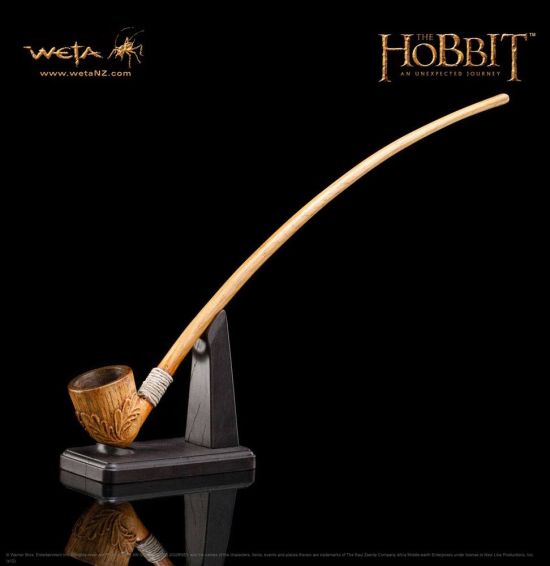 Le Hobbit Un voyage inattendu : La Pipe de Bilbo Baggins Réplique 1/1 (35 cm) Précommande