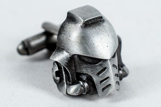 Warhammer 40,000: Space Marine-manchetknopen vooraf besteld