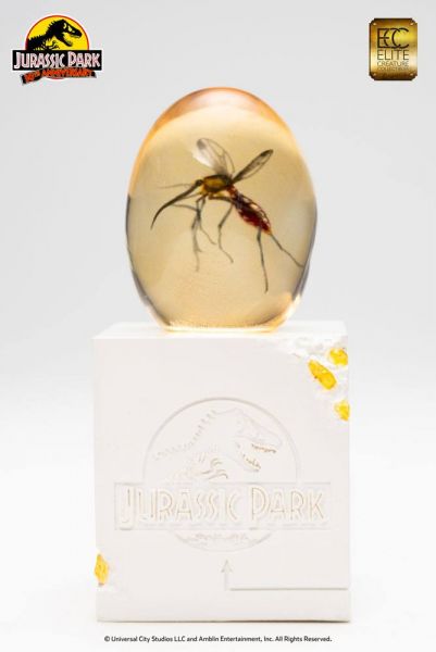 Jurassic Park: Elephant Mosquito In Amber Statue