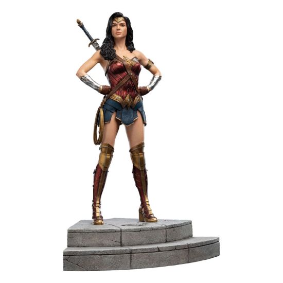 Zack Snyder's Justice League: Wonder Woman 1/6 Statue (37cm) Preorder