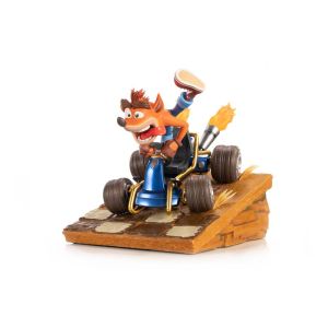 Crash Team Racing Nitro-Fueled: Crash In Kart First4Figures Standbeeld Pre-order