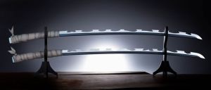 Demon Slayer: Inosuke Hashibira Proplica Réplicas 1/1 Espadas Nichirin de plástico ABS (93 cm) Reserva