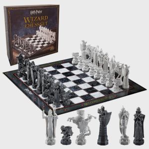 Harry Potter: Wizard's Chess Set