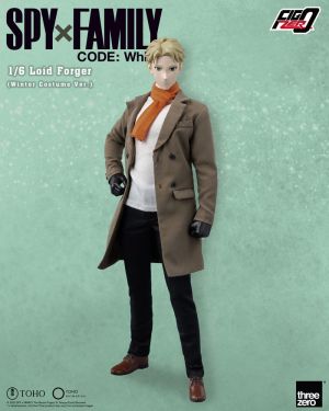 Spy x Family: Loid Forger FigZero Action Figure (Winter Costume Ver.) 1/6 (31cm) Preorder
